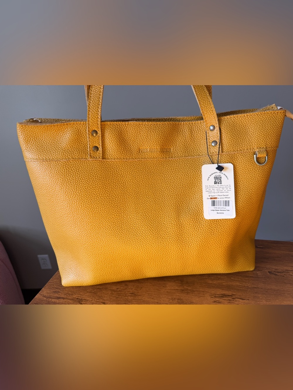 Portland Leather Tote Bag Montana Oversized in Sunshine - Picture 4 of 4